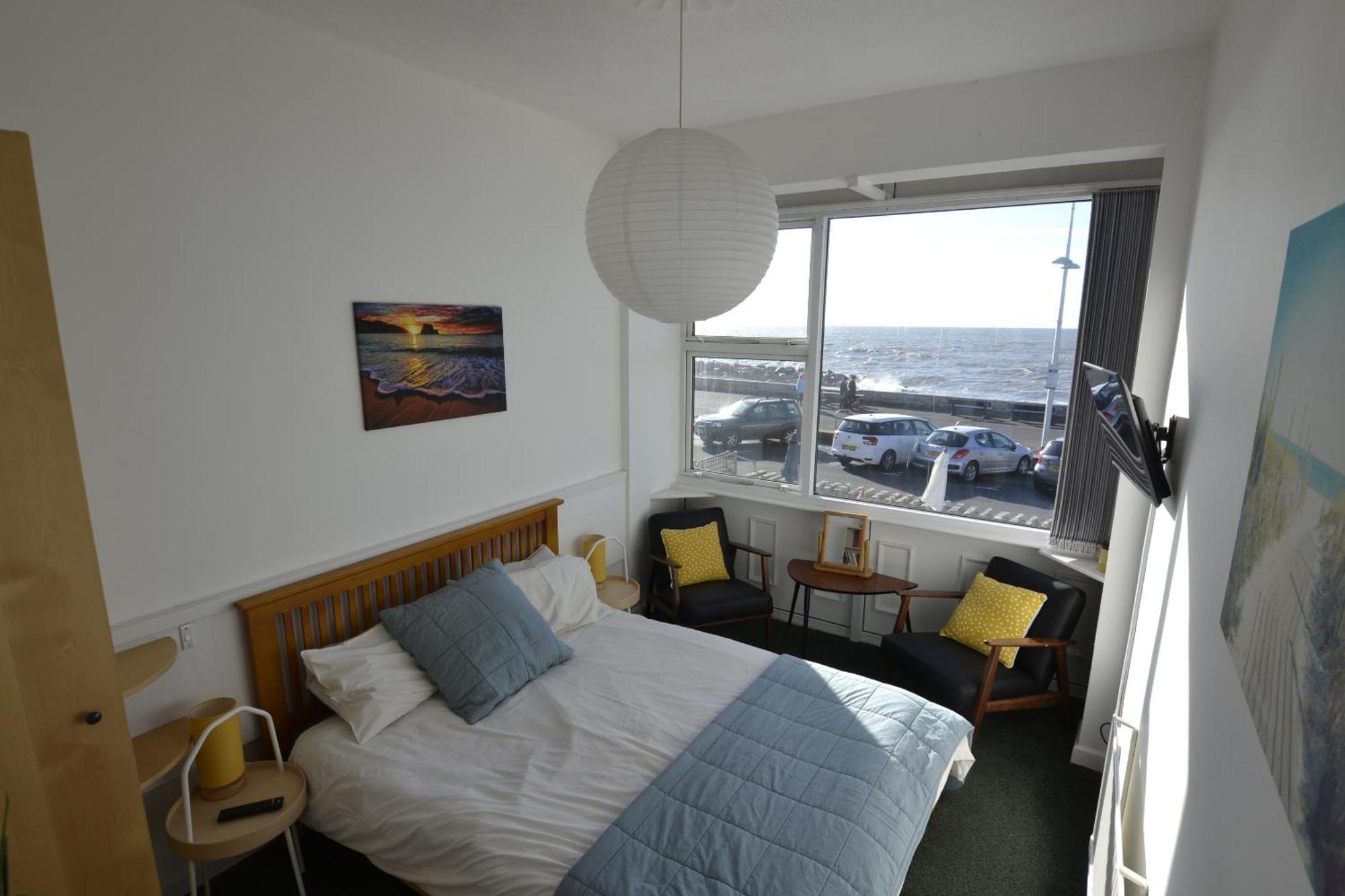 Westpoint Apartments Вест-Бэй Номер фото
