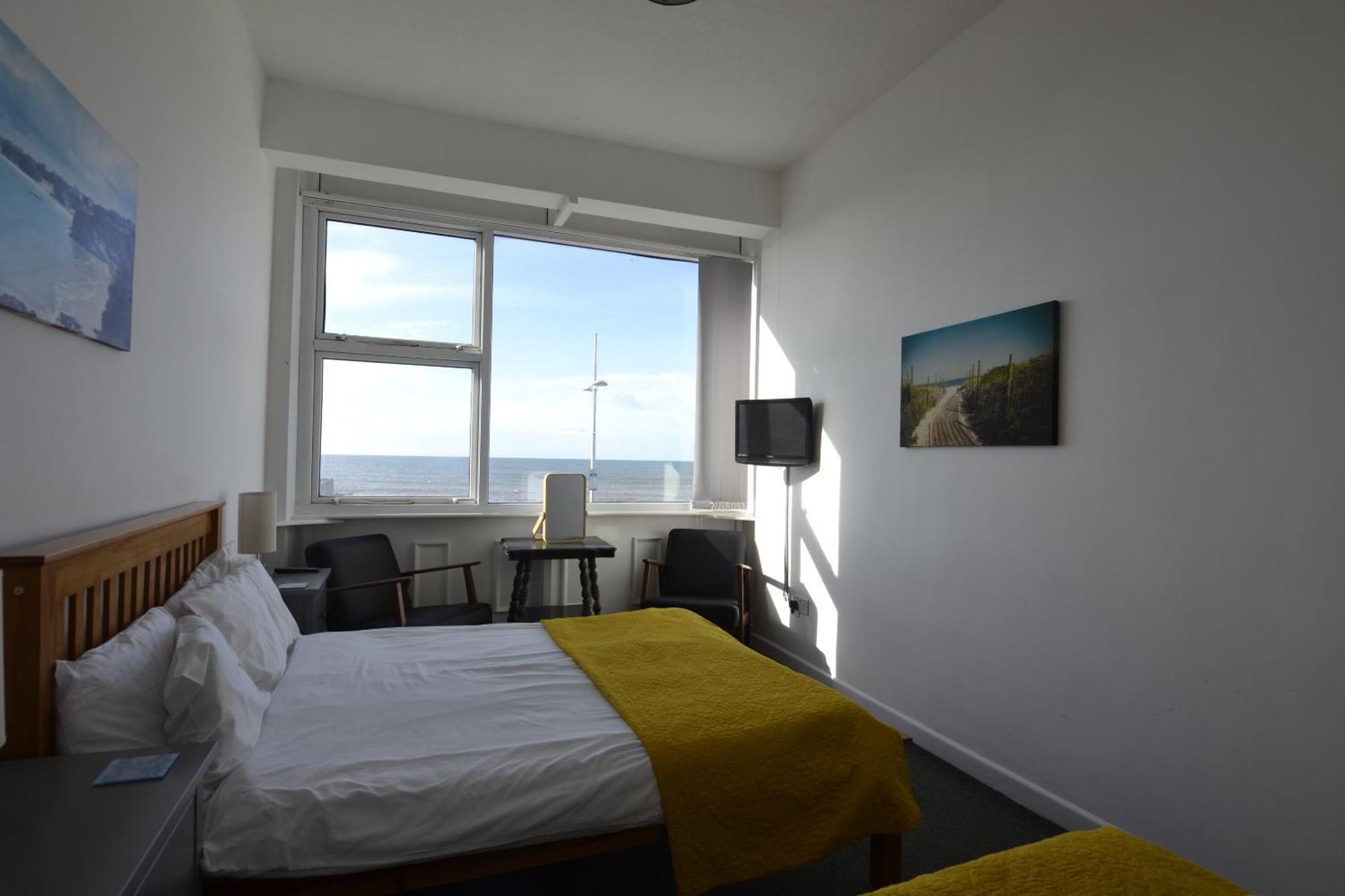 Westpoint Apartments Вест-Бэй Номер фото