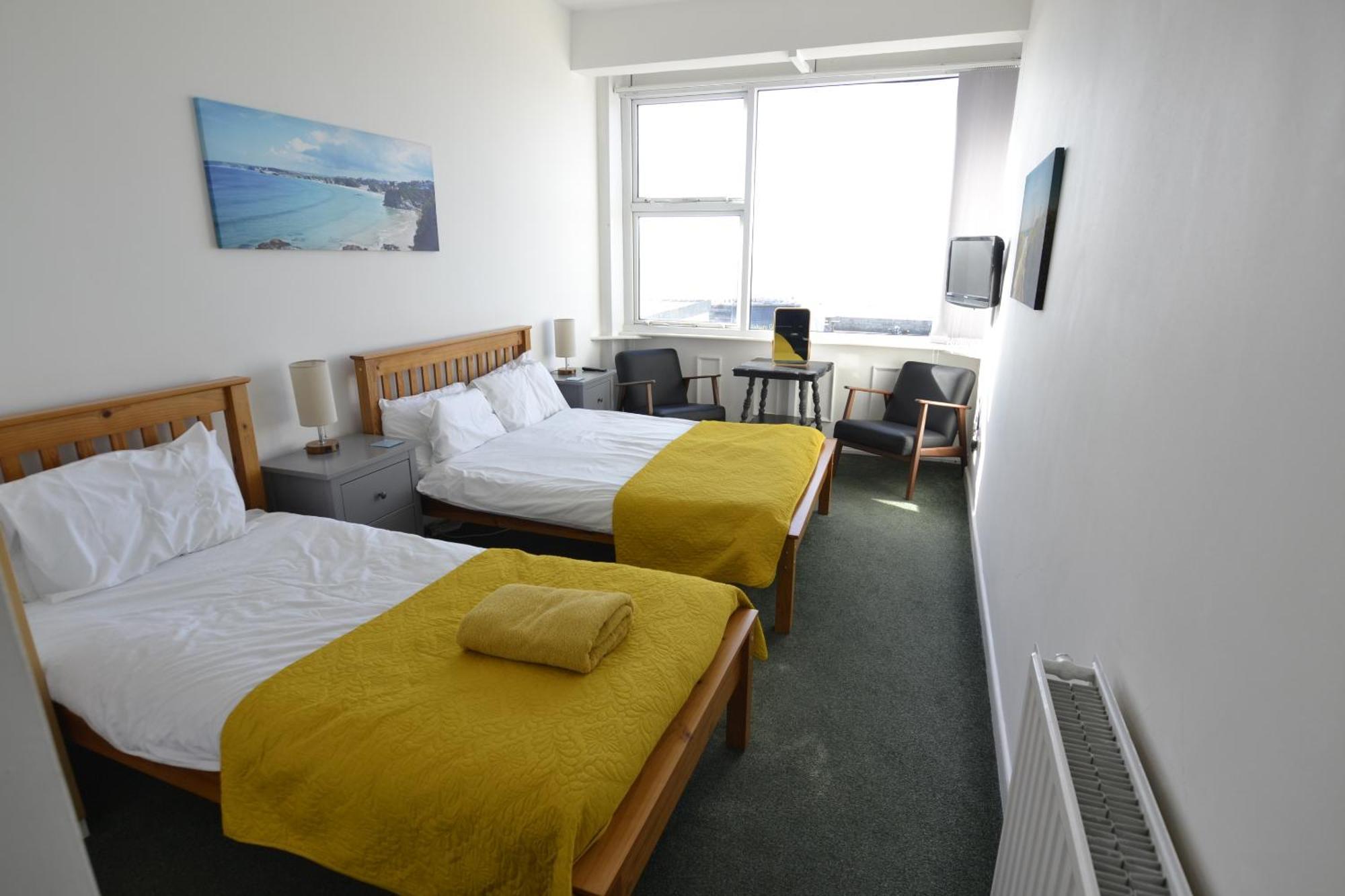 Westpoint Apartments Вест-Бэй Номер фото